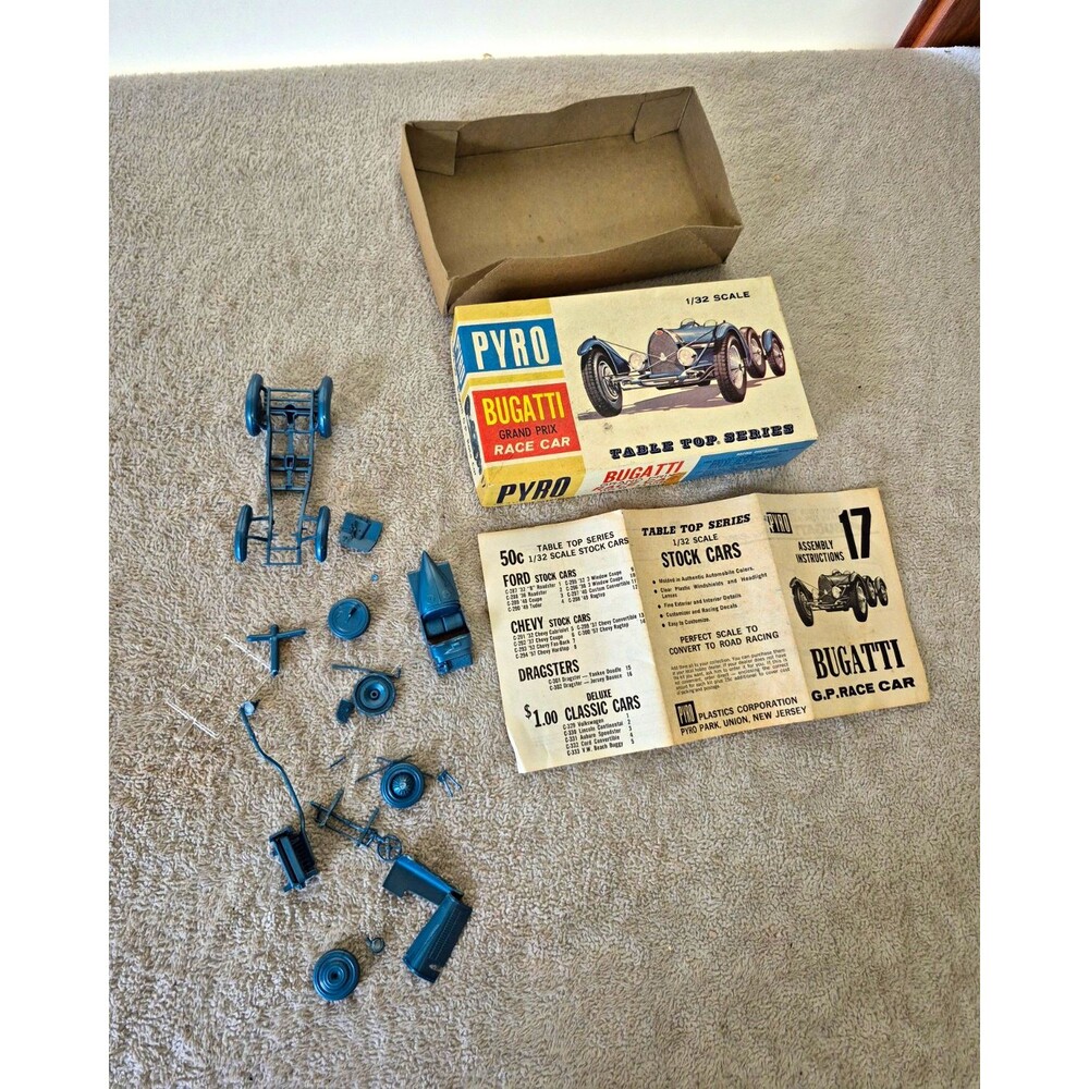 Pyro Bugatti G.P. Race Car 1:32 Blue Plastic Model Kit Instructions C303-50